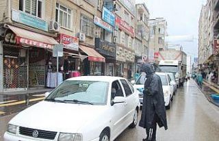 Sağanak yağmur nedeniyle vatandaşlar “evde kaldı”