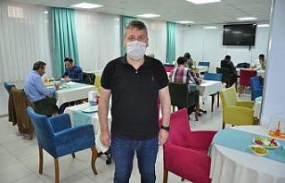 Sağlık çalışanlarına ev yemeği ikramı