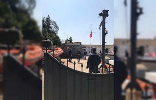 Sahil Güvenlik, adada mahsur kalan 9 Afgan’ı kurtardı