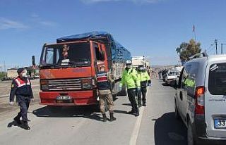 Şanlıurfa’da araç giriş ve çıkışları kapatıldı