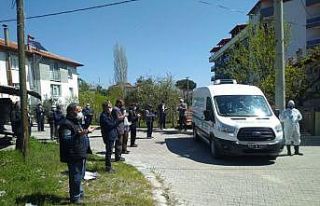 Selendi’de cenaze namazında korona tedbiri