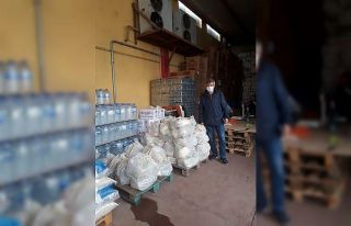 Selendililerden gıda kolisi desteği