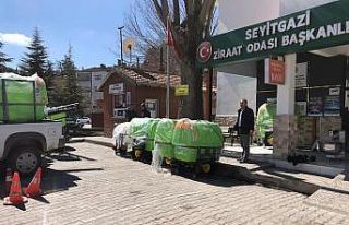 Seyitgazili çiftçilerden ’Biz tarladayız, sen...