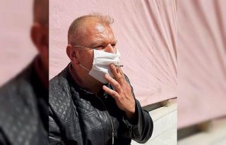 Sigara tiryakisi vatandaştan Korona virüs önlemi