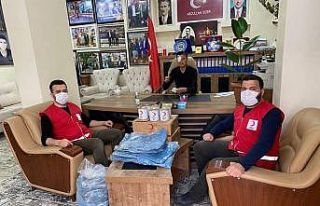 Silopi’de engellilere gıda ve giysi yardımı