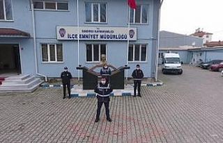 Sındırgı polisinden ‘Evde Kal’ klibi