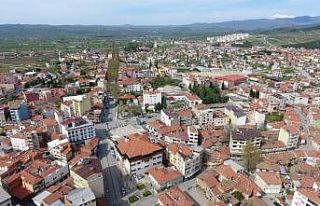 Sındırgı’da sokağa çıkma yasağına vatandaşlar...