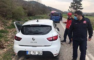 Sındırgı’da trafik kazası 3 yaralı