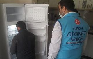 Sinop’ta din görevlileri buzdolabı hediye ettiler