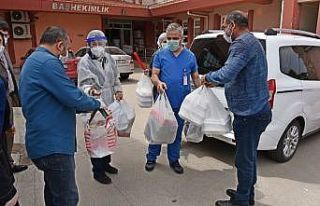 Siteler Mahallesinden sağlık çalışanlarına moral...