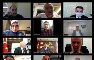 Siyaset, bürokrasi ve esnaf video konferansla toplandı
