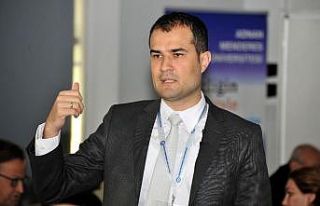 ‘Siyaset Gündeminde Köşe Kapmaca’ piyasaya...