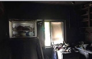 Şizofren şairin evi küle döndü