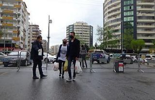 Sokağa çıkma kısıtlaması bitti, vatandaşlar...