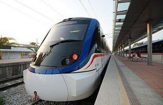 Sokağa çıkma kısıtlamasında toplu ulaşım programı