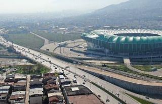 Sokağa çıkma yasağı bitti trafik başladı