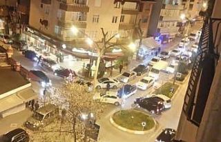 Sokağa çıkma yasağını duyan alışverişe koştu
