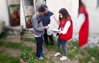 Söke’de ihtiyaç sahiplerine yardım kolileri dağıtıldı
