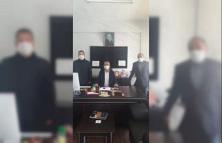 Sorgun’da muhtarlara maske dağıtıldı