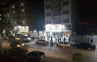 Sosyal mesafeli ekmek kuyruğu
