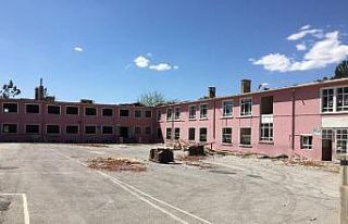 Sümer İlkokulu yıkım çalışmaları başladı