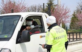 Sürücülere, maske, cep telefonu ve emniyet kemeri...