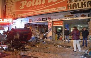 Sürücüsünün direksiyon hakimiyetini kaybeden...