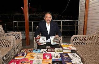 Talas Belediyesi’nden evde kalanlara 30 bin kitap...