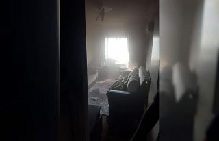 Tarsus’ta çıkan yangında ev kullanılamaz hale...