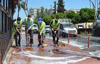 Tarsus’ta ilaçlama ve dezenfekte çalışması