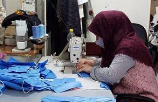 Taşova Halk Eğitim Merkezi’nden koruyucu maske...