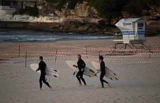Tedbirler azaltıldı, dünyaca ünlü Bondi Plajı...