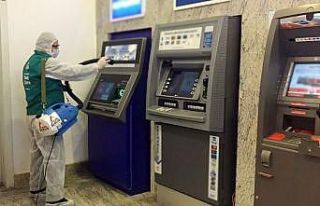 Temizlik hizmetlerinde hastane yakınlarındaki ATM’lere...