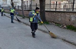 Tepebaşı’nda temizlik çalışmaları sürüyor