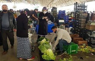 Tüm uyarılara rağmen semt pazarında düşündüren...