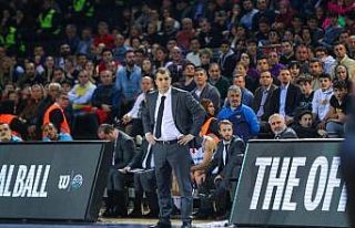 Türk Telekom Başantrenörü Burak Gören: “Basketbol...