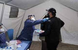 Ukrayna’dan getirilen 298 Türk vatandaşı Manisa’daki...