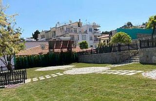 Ünlü Yazar Muzaffer İzgü’nün ismi Kuşadası’nda...