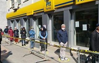 Vali Kaymak: "PTT önlerinde sosyal mesafe sağlanacak"