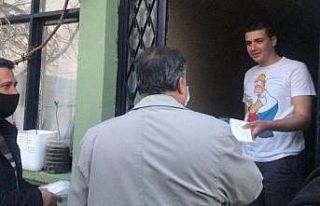 Vali Yardımcısı Güler’de köy köy gezip maske...