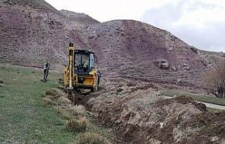 Van Büyükşehir Belediyesinden çiftçilere destek