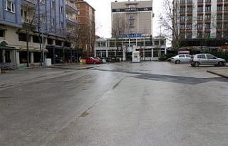 Vatandaşlar evde kaldı otoparklar boşaldı