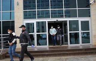 Yabancı uyruklu 2 şahsa uyuşturucu gözaltısı