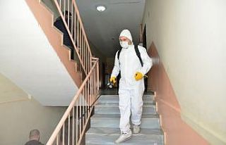 Yakutiye Belediyesi 96 kişilik dezenfekte ekibi ile...