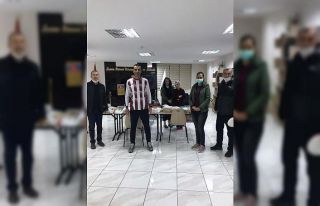 Yaptıkları yiyecekler ve yazdıkları duygusal mesajlar...