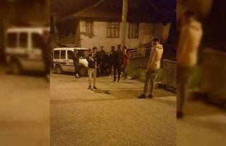 Yasağa uymayarak sokağa çıkan 12 gence 38 bin...