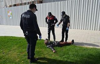 Yaşlı adam polisi çileden çıkardı, dönüp dolaşıp...