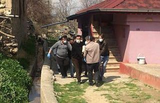 Yaşlı çift sobadan zehirlenerek hayatını kaybetti