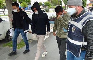 Yaşlı kadının tüm birikimini aldılar, "Biz...