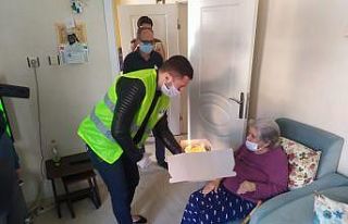 Yaşlı kadının uzaktaki kızı belediyeyi aradı...